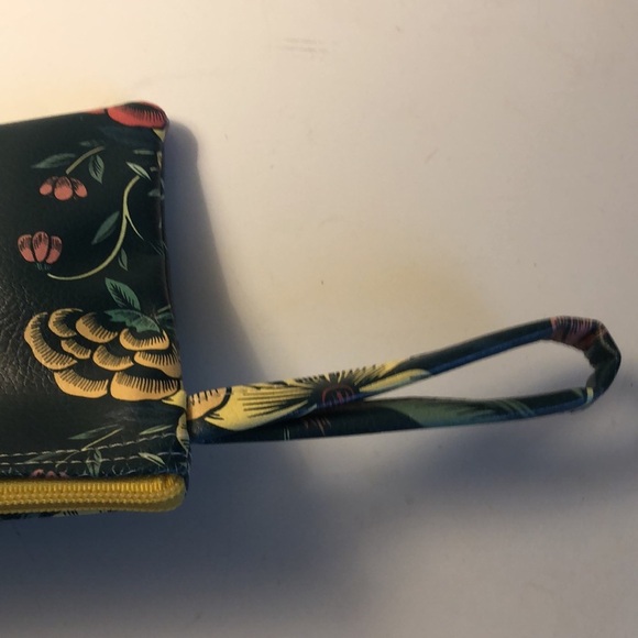 Packers Wristlet - Picture 3 of 8